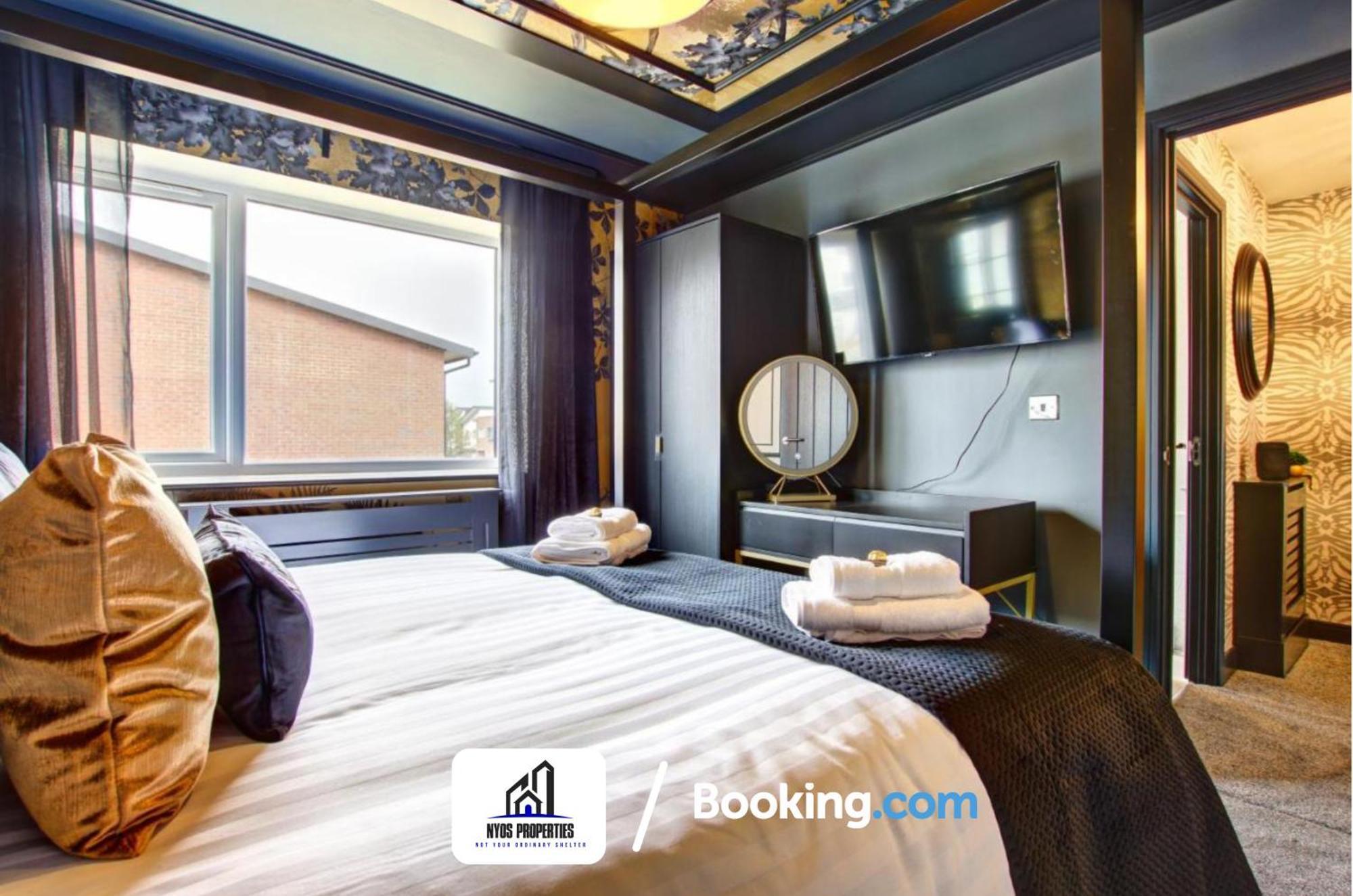 3 Bedroom Home By Nyos Properties Short Lets & Serviced Accommodation Manchester With Garden 외부 사진